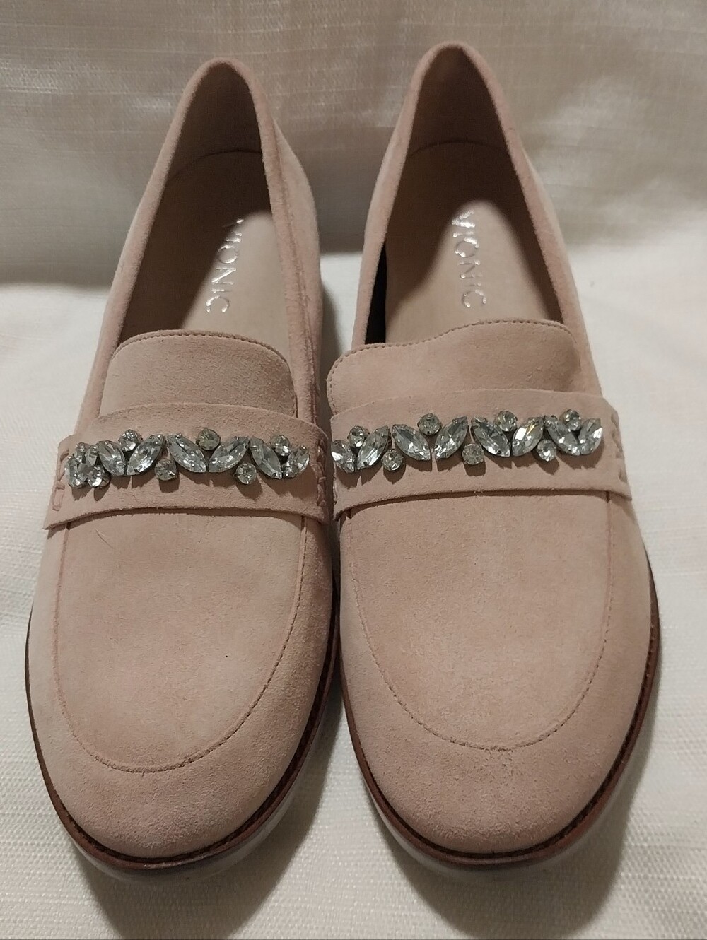 Vionic Wise Avvy Pale Pink Suede Rhinestone Embellished Slip On Loafers
